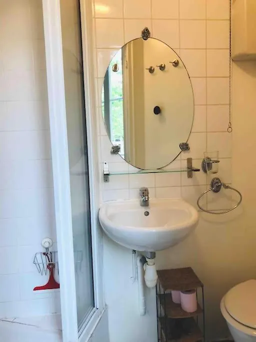 Flat In